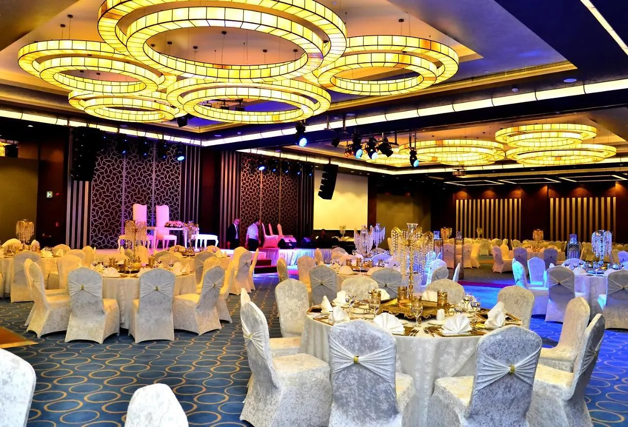 Grand Harilton Otel Istanbulská provincie 5*,