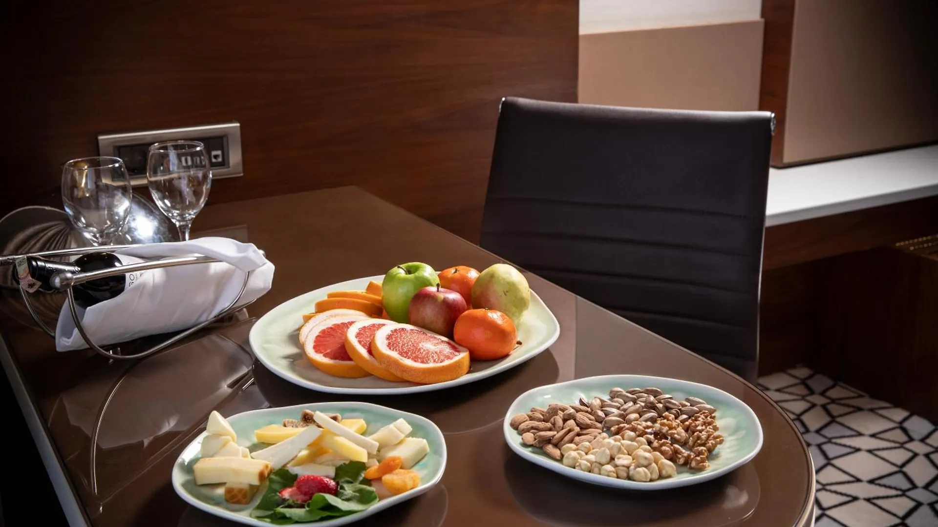 Grand Harilton Otel İstanbul 5*,  Türkiye